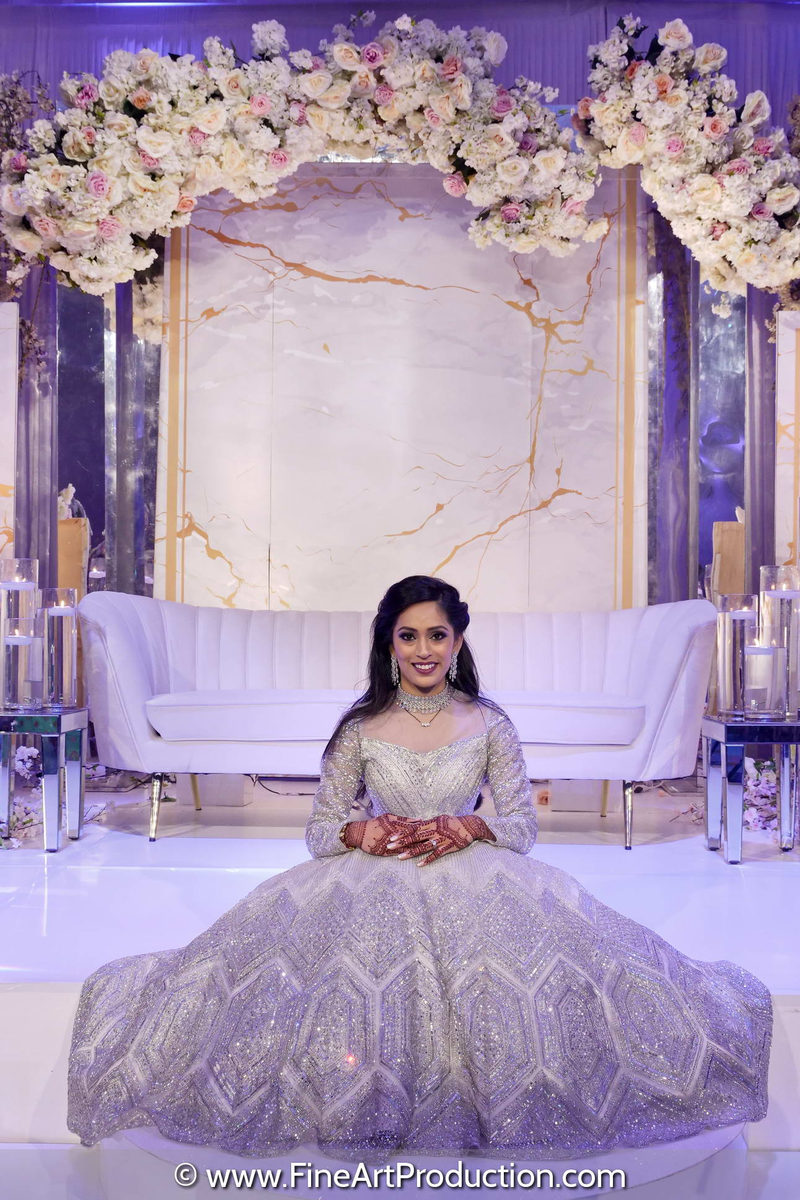 Indian bride portrait — Indian wedding photography by Fine Art Production