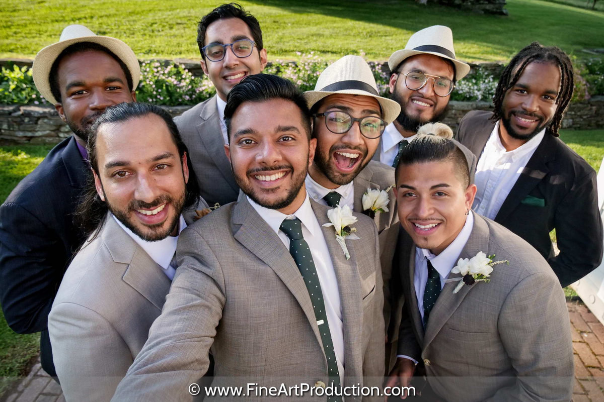 Candid Indian wedding moment — Indian wedding photography by Fine Art Production