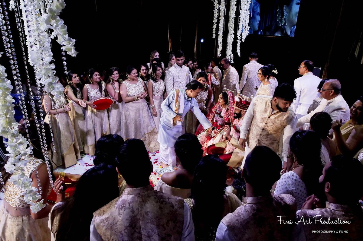 Candid Indian wedding moment — Indian wedding photography by Fine Art Production