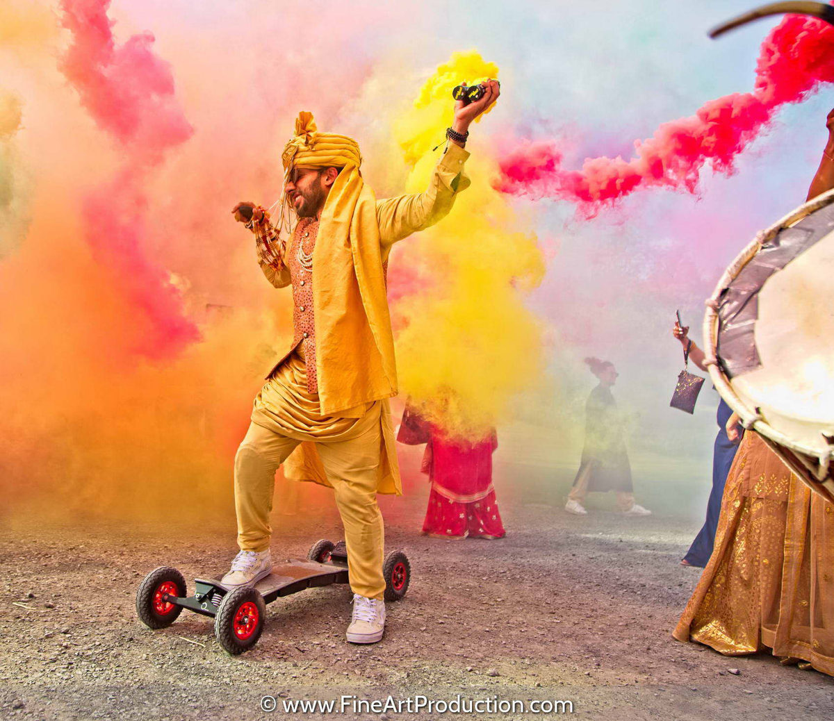 Candid Indian wedding moment — Indian wedding photography by Fine Art Production