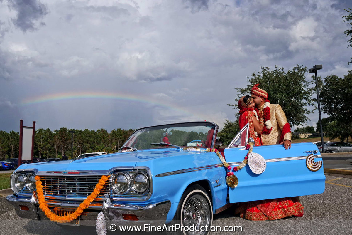 Candid Indian wedding moment — Indian wedding photography by Fine Art Production