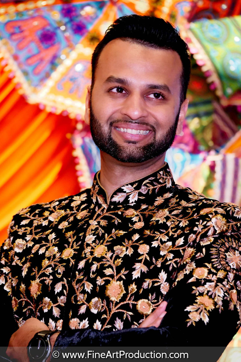 Indian groom portrait — Indian wedding photography by Fine Art Production