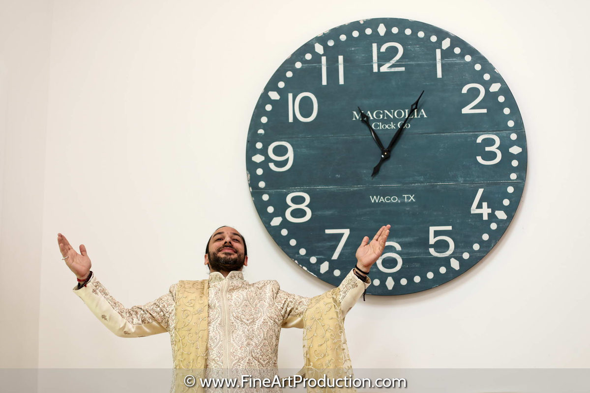 Indian groom portrait — Indian wedding photography by Fine Art Production